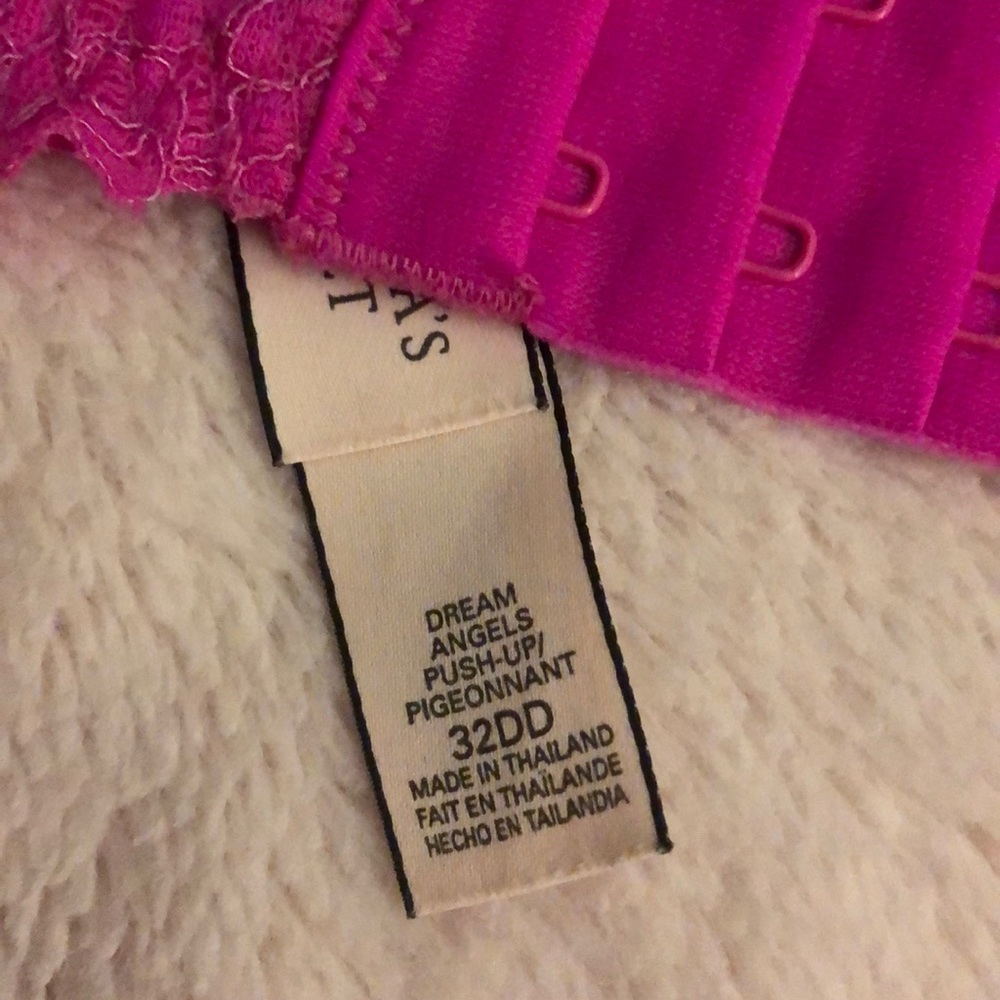 Victoria Secret Bra - Picture 5 of 8